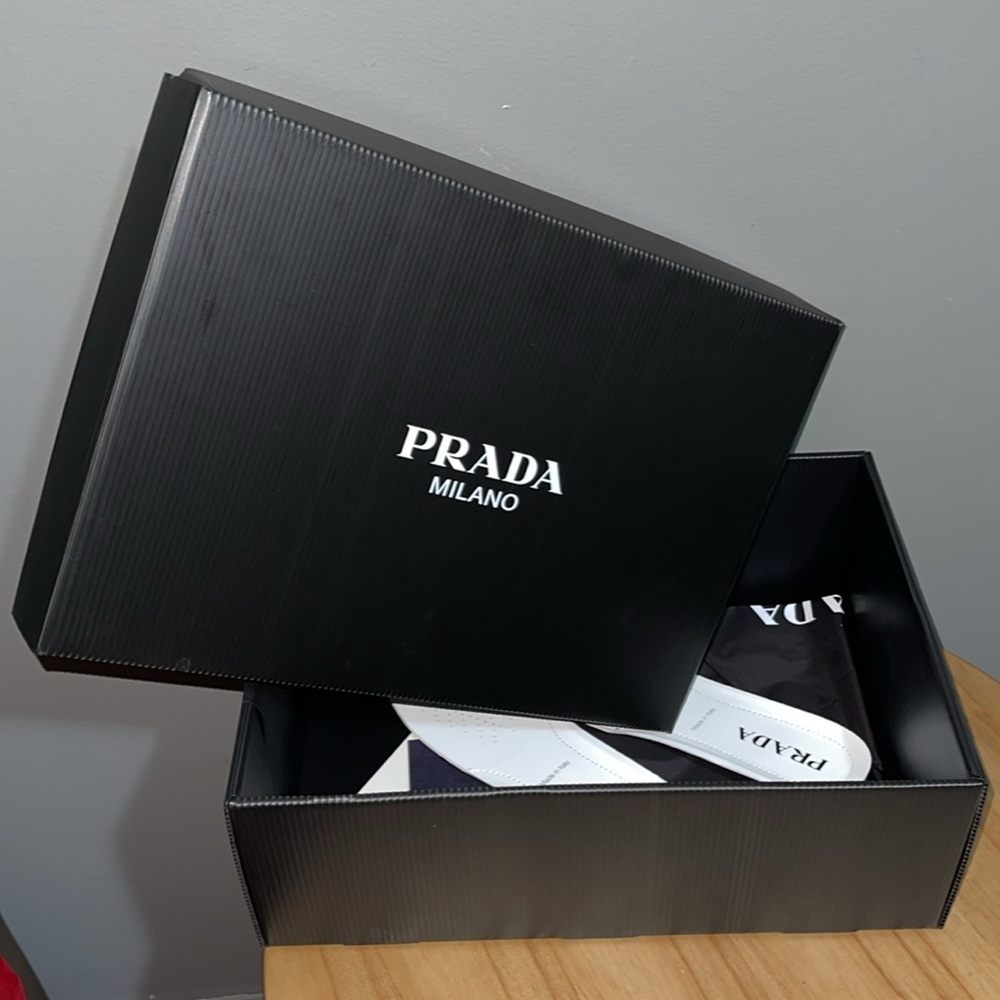 Prada shoe box with dust bag and insole. Size 8